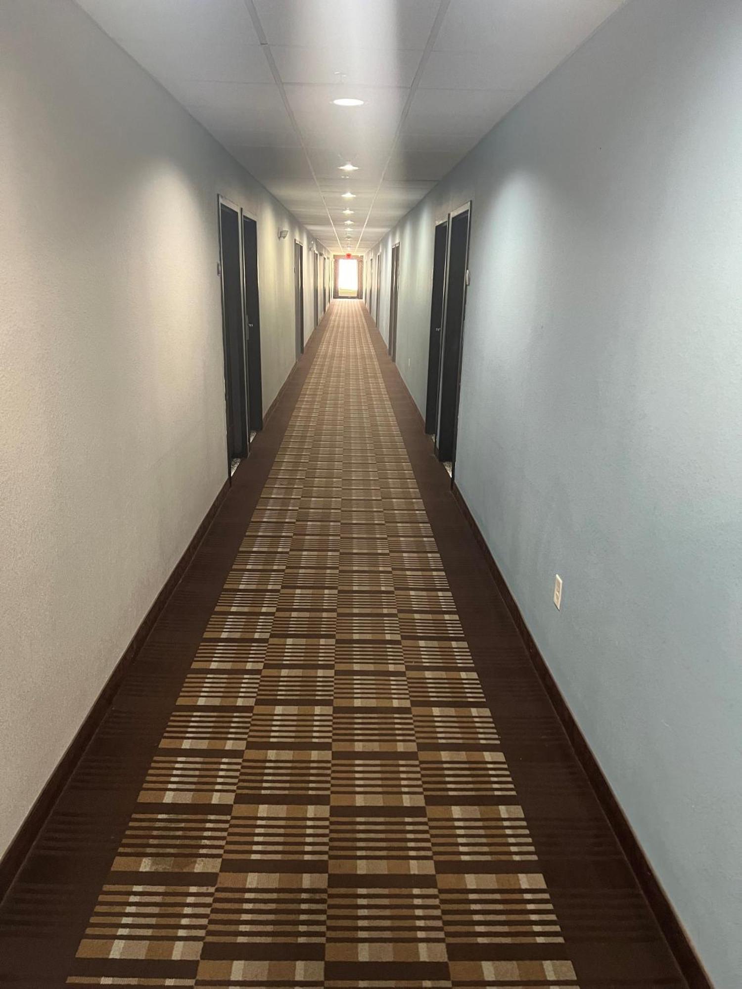 Days Inn By Wyndham Alva Extérieur photo