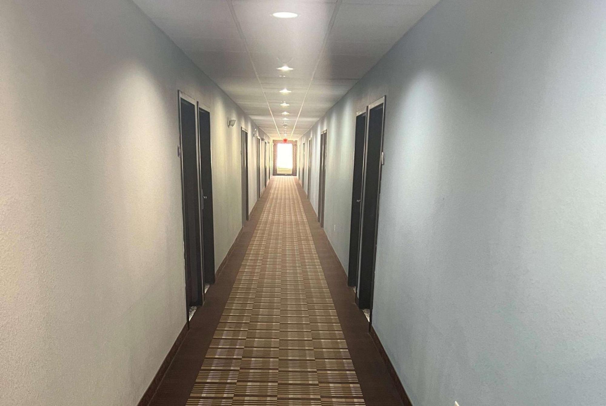 Days Inn By Wyndham Alva Extérieur photo